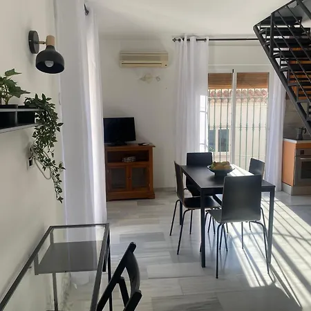Casa Evelyn C Spainsunrentals * Nerja