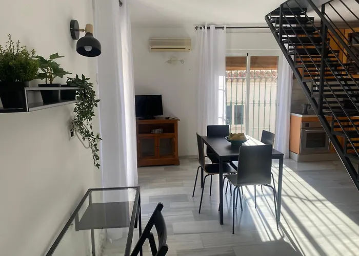 Casa Evelyn C Spainsunrentals * Nerja